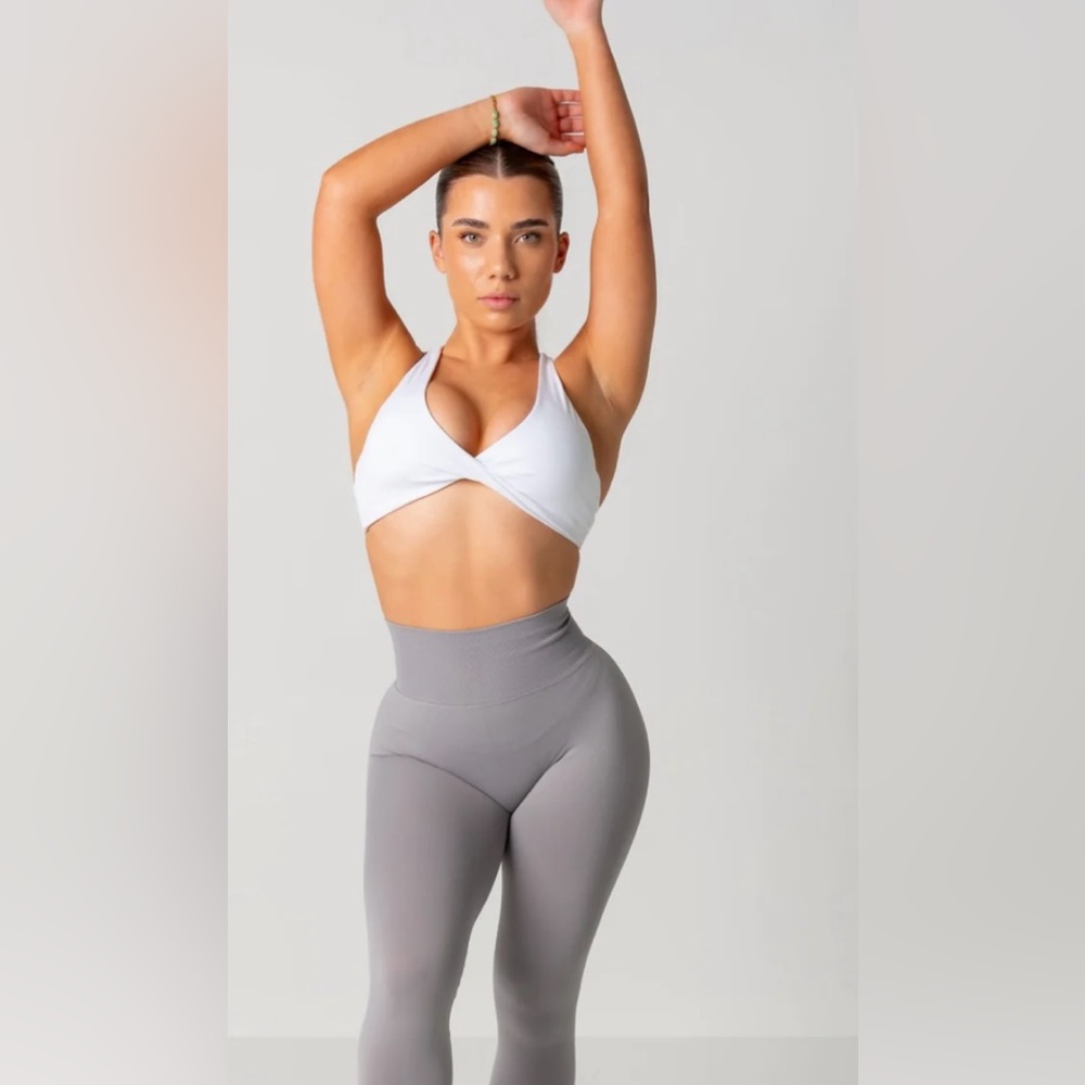 Velocity scrunch butt leggings
